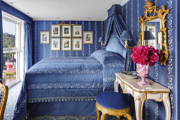 UNIWORLD Boutique River Cruises S.S. Maria Theresa Suite 1.jpg